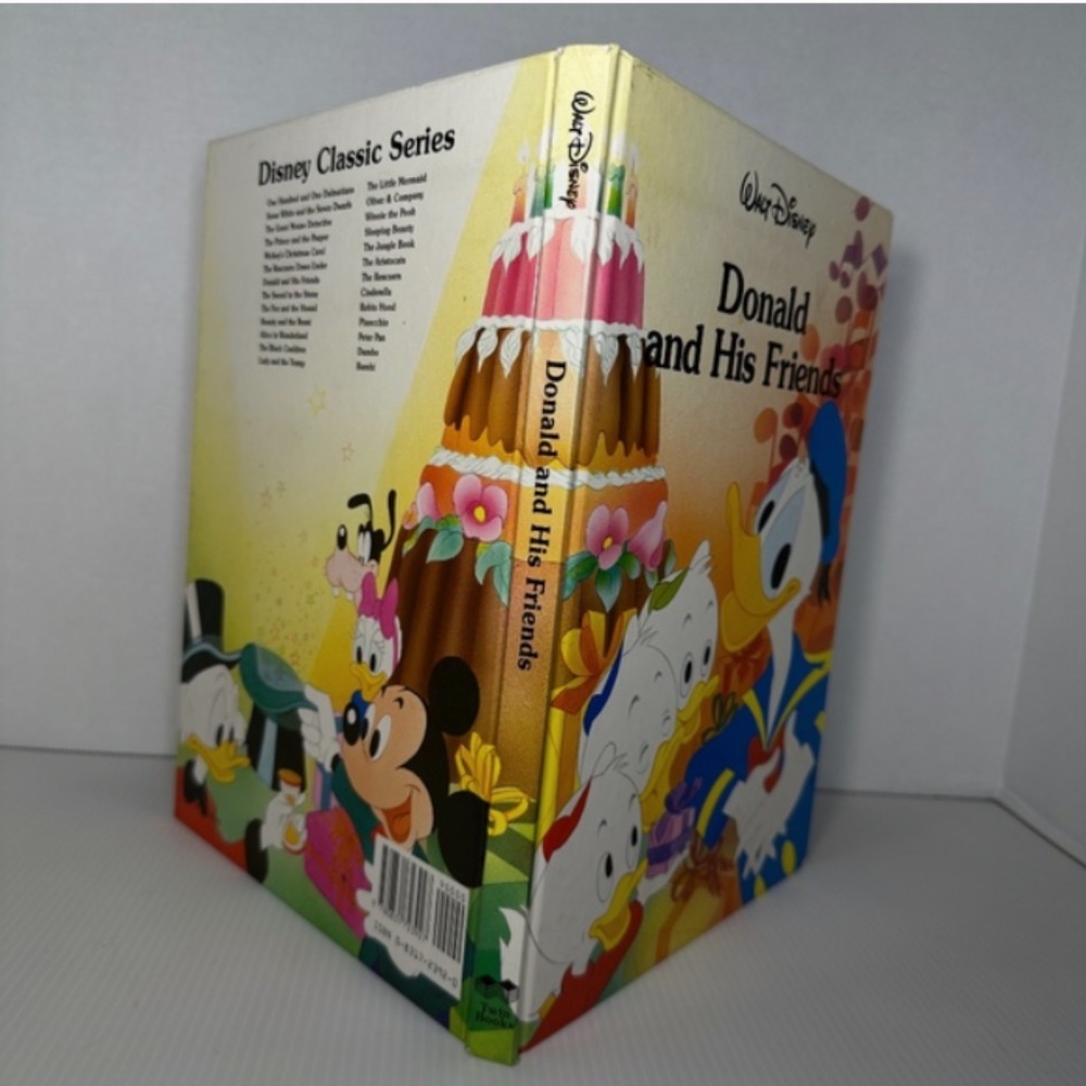 Walt Disney Donald and His Friends Oversized Hardcover Classic Series 1988 RARE - Picture 2 of 13
